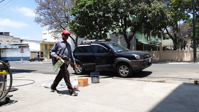 Opiniones de Lavadora carros en Guayaquil - Servicio de lavado de coches
