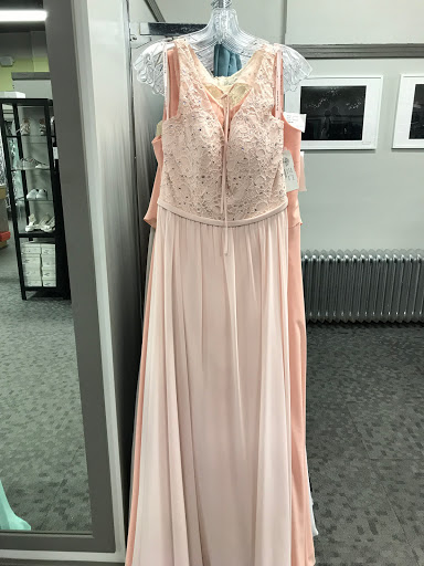 Bridal Shop «The Wedding Tree», reviews and photos, 418 Main St, La Crosse, WI 54601, USA