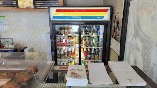 Donut Shop «Donut King», reviews and photos, 1807 Santa Rita Rd, Pleasanton, CA 94566, USA