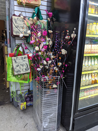 Discount Store «Go 1 Dollar Off Lawrence LLC», reviews and photos, 73 Winthrop Ave # 7, Lawrence, MA 01843, USA