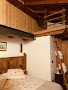 Chambres Bed & Breakfast Maison Chenal 11020 Estaod (miniature)