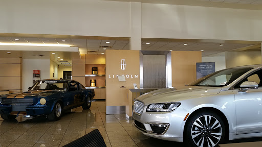 Ford Dealer «Holmes Tuttle Ford Auto Mall Tucson», reviews and photos, 660 W Auto Mall Dr, Tucson, AZ 85705, USA