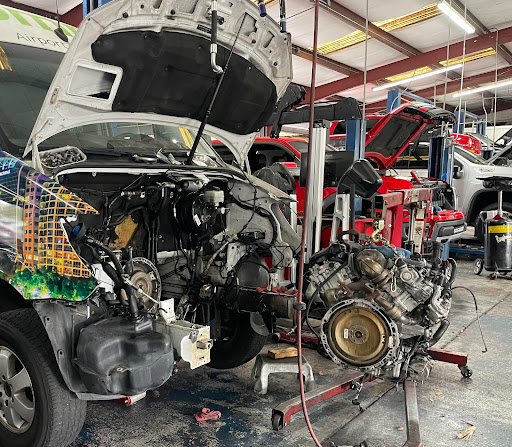 Auto Repair Shop «C & G Auto Center», reviews and photos, 4155 W Oak Ridge Rd, Orlando, FL 32809, USA
