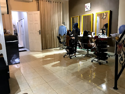 Mn’Dy House Of Beauty Salon, Spa & Skincare