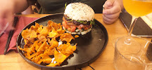 Hamburger végétarien du Restaurant de cuisine fusion asiatique Nha Kha à Bordeaux - n°8