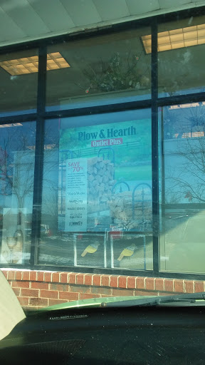 Home Goods Store «Plow & Hearth Fredericksburg Outlet», reviews and photos, 3801 Plank Rd, Fredericksburg, VA 22407, USA