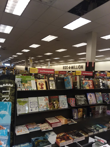 Book Store «Books-A-Million», reviews and photos, 401 W Jackson St #290, Cookeville, TN 38501, USA