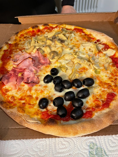 Pizza Chef Trento - Via Antonio Gramsci, 2/6, 38122 Trento TN, Italy