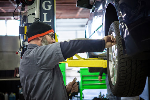 Auto Repair Shop «MobileTech», reviews and photos, 1022 Market St, Wilmington, NC 28401, USA