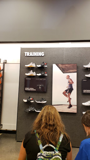 Sporting Goods Store «Nike Factory Store», reviews and photos, 20 Killingworth Tpke #155, Clinton, CT 06413, USA