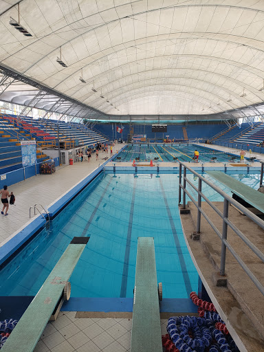 Public pools Lima