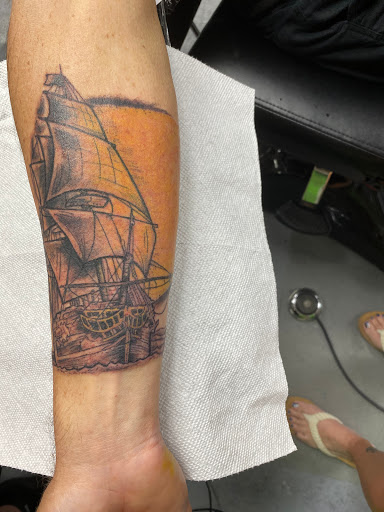 Explore lovers tattoo ideas, creative tattoo ideas in Saint Petersburg, available at Phoebus Tattoos