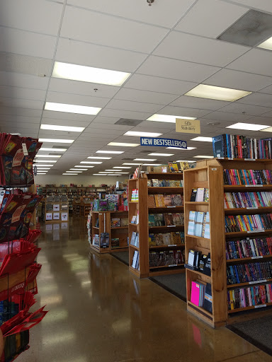 Book Store «Half Price Books», reviews and photos, 713 Harwood Rd, Bedford, TX 76021, USA