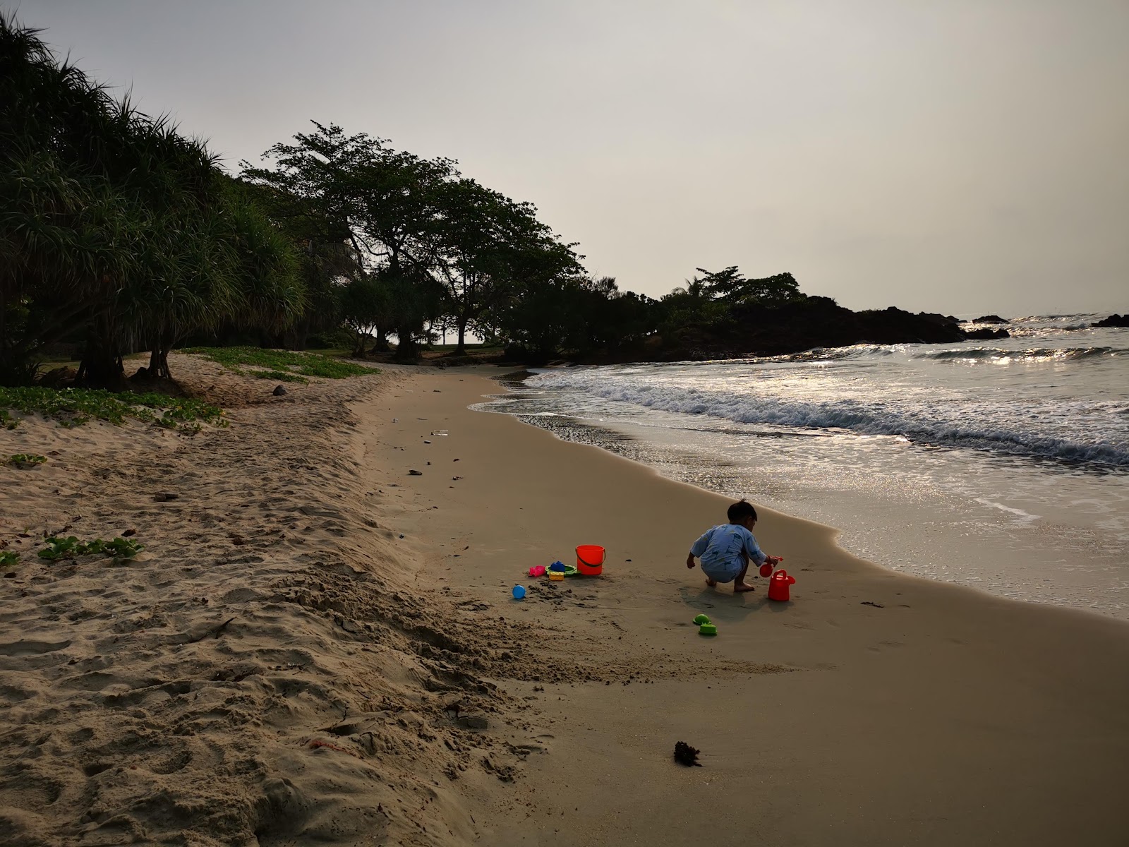 Fotografija Chakphong Beach z visok stopnjo čistoče