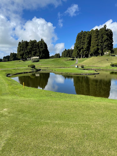 Avaliações doFurnas Golf Course em Povoação - Bar
