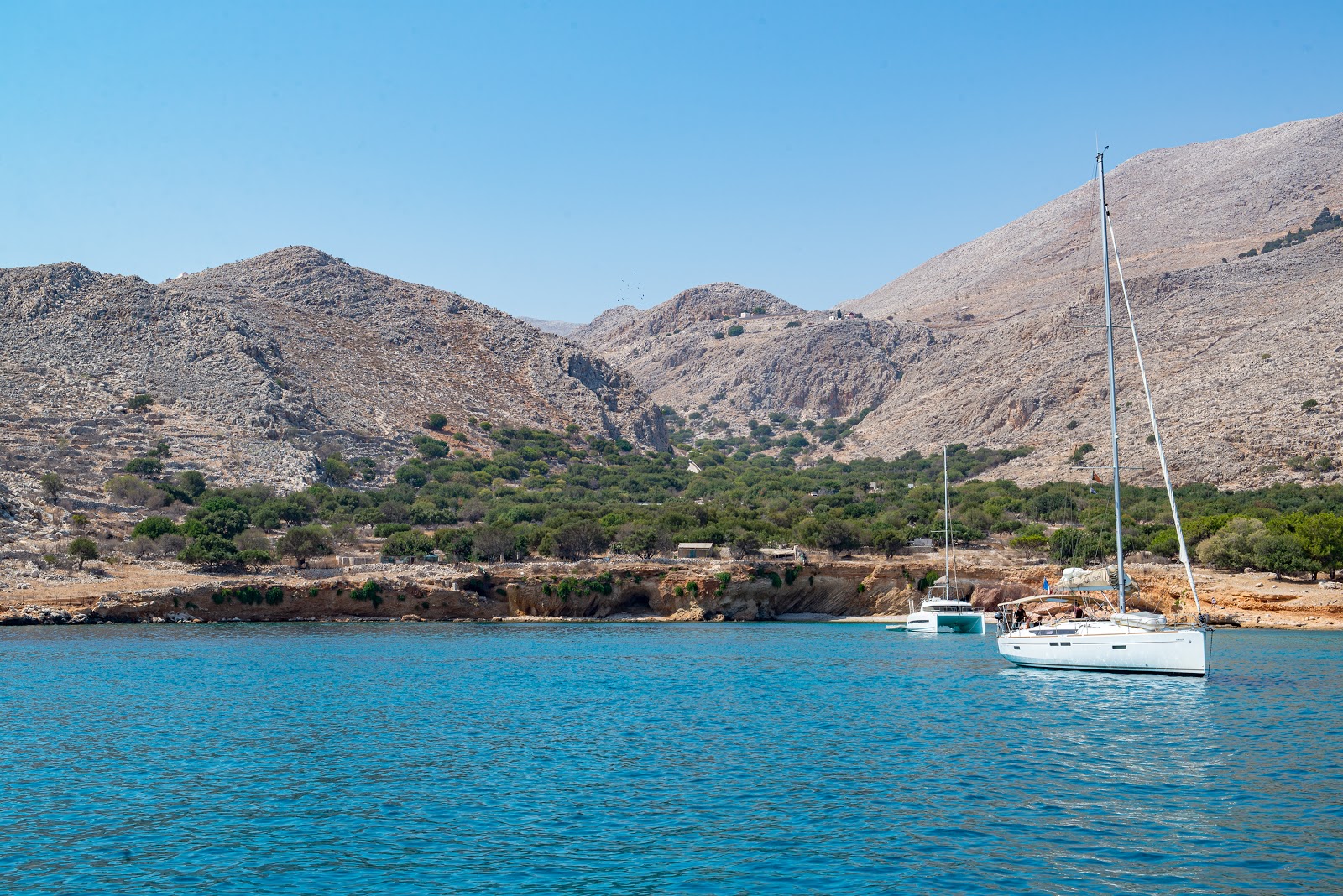 Paralia Ftenagia'in fotoğrafı parlak kum yüzey ile