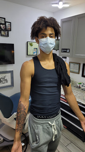 Tattoo Shop «BAY CITY TATTOO INC», reviews and photos, 1632 E 7th Ave, Tampa, FL 33605, USA