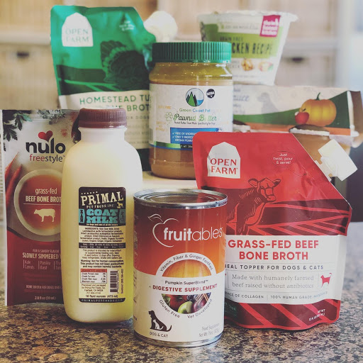 Pet Supply Store «Natural Pawz - Vintage Park», reviews and photos, 142 Vintage Park Blvd, Houston, TX 77070, USA