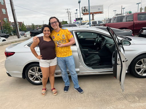 Hyundai Dealer «Van Hyundai», reviews and photos, 1301 S Interstate 35E, Carrollton, TX 75006, USA