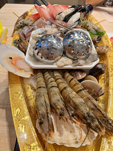 八方悅日式鍋物 淡水新春店 的照片