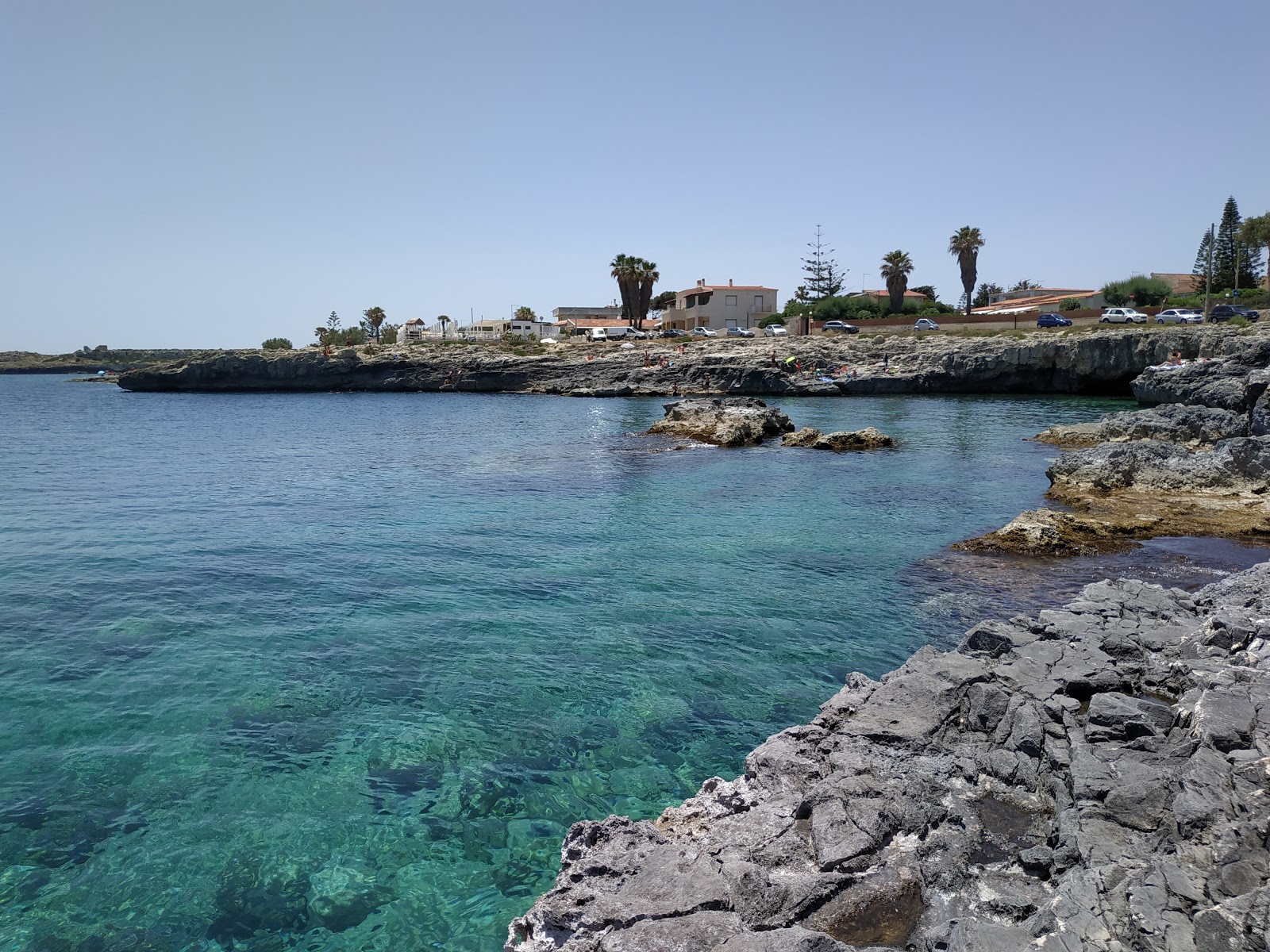 Asparano Beach'in fotoğrafı imkanlar alanı