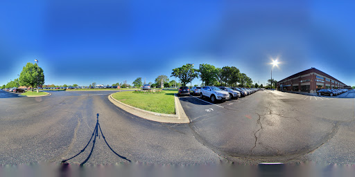 Hyundai Dealer «Knauz Hyundai», reviews and photos, 775 Rockland Rd, Lake Bluff, IL 60044, USA