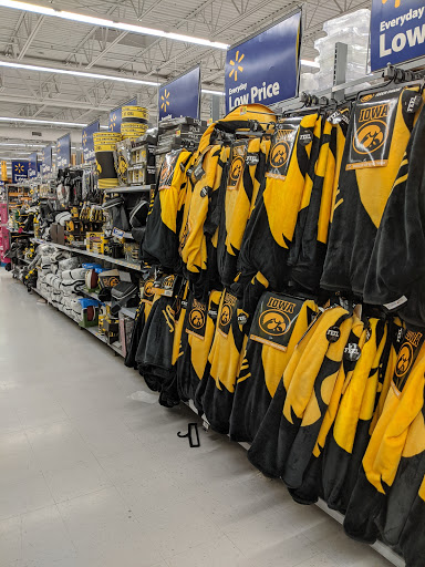 Department Store «Walmart Supercenter», reviews and photos, 3501 8th St SW, Altoona, IA 50009, USA