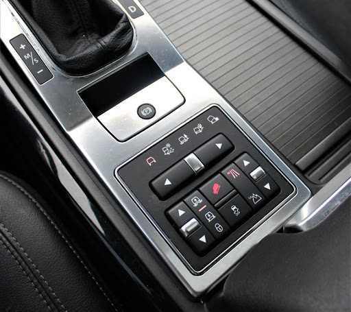 Used Car Dealer «Cutuly Auto Sales», reviews and photos, 1002 Becks Run Rd, Pittsburgh, PA 15210, USA