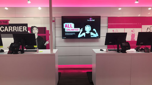 Cell Phone Store «T-Mobile», reviews and photos, 6041 Rochester Rd Suite 5, Troy, MI 48085, USA