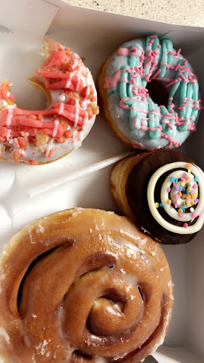 Donut Shop «Donut Licious», reviews and photos, 1535 Spring Cypress Rd, Spring, TX 77388, USA