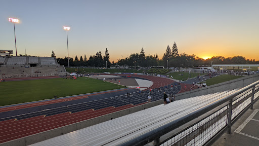 Veteran's Memorial Stadium