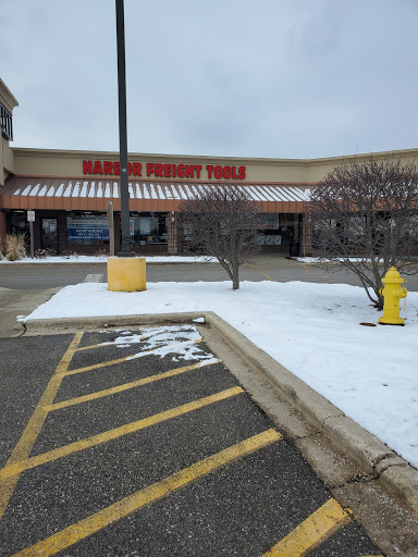 Hardware Store «Harbor Freight Tools», reviews and photos, 940 W Dundee Rd, Arlington Heights, IL 60004, USA