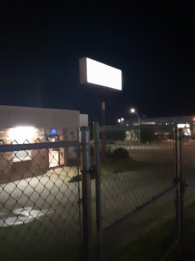 Lingerie Store «Doctor Johns Lingerie Boutique», reviews and photos, 1322 S 72nd St, Omaha, NE 68124, USA