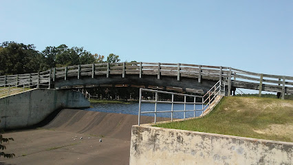 Maumelle Center on the Lake - Senior citizen center in Maumelle , United States of America