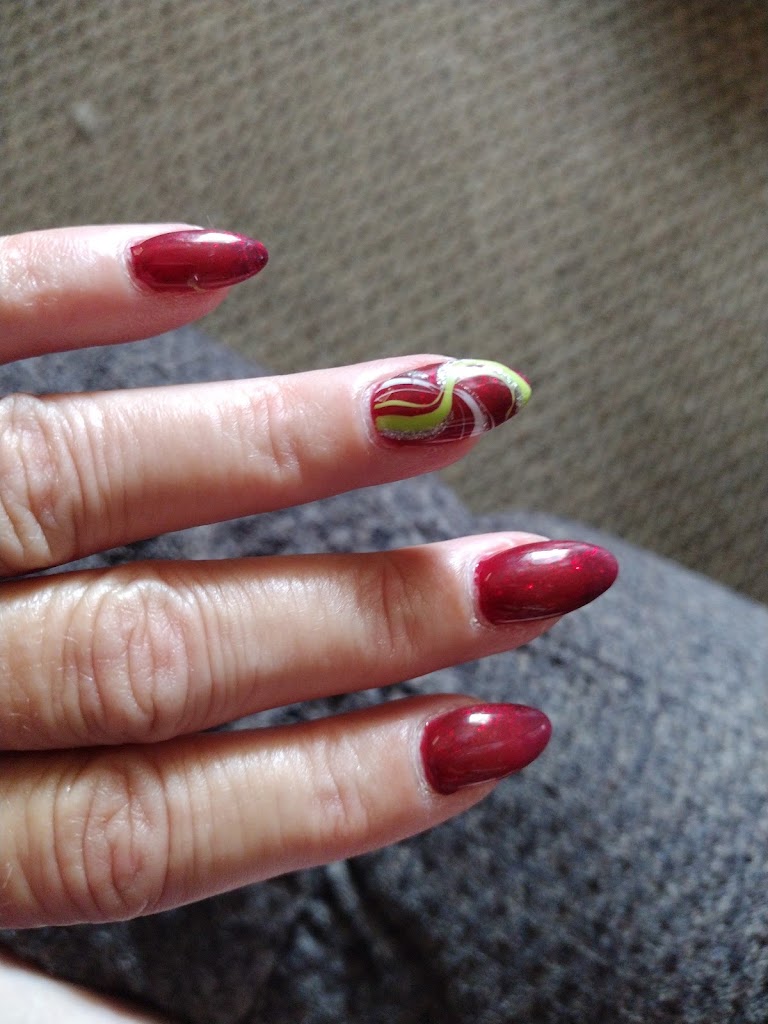 Regal Nails, Salon & Spa 28311