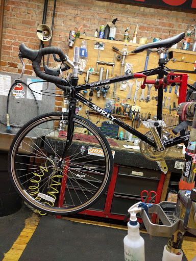 Bicycle Repair Shop «Revolution Cycles», reviews and photos, 2330 Atwood Ave, Madison, WI 53704, USA