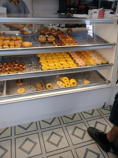 Donut Shop «S H Donuts», reviews and photos, 5313 Manor Rd, Austin, TX 78723, USA