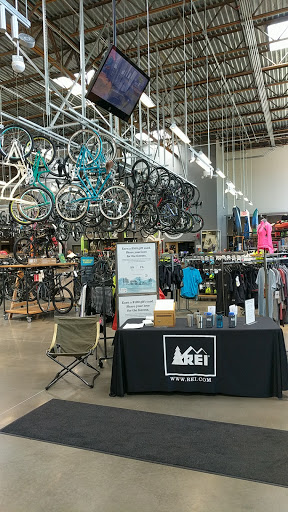 Camping Store «REI», reviews and photos, 1011 E Southlake Blvd, Southlake, TX 76092, USA