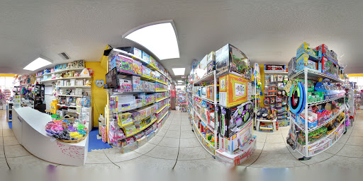 Toy Store «Toy Town», reviews and photos, 260 Crandon Blvd #43, Key Biscayne, FL 33149, USA