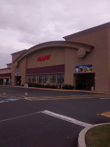 Grocery Store «Giant Food Stores», reviews and photos, 1465 W Broad St, Quakertown, PA 18951, USA