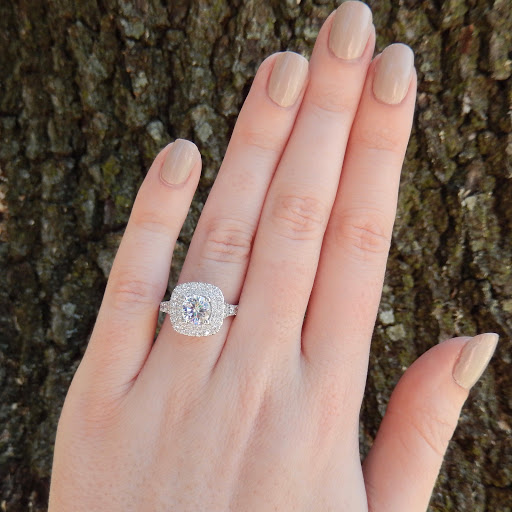 Jewelry Store «Mariloff Diamonds & Fine Jewelry», reviews and photos, 5151 Belt Line Rd #100, Dallas, TX 75254, USA