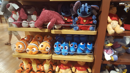 Toy Store «Disney Store», reviews and photos, 350 W Hillcrest Dr, Thousand Oaks, CA 91360, USA