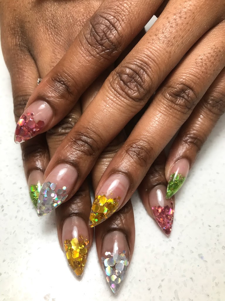 Kiwi Beauty Bar Evanston, IL 60202 Services and Reviews