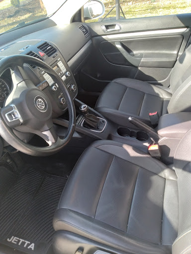 Used Car Dealer «440 Auto Sales», reviews and photos, 300 N Rocky River Dr, Berea, OH 44017, USA