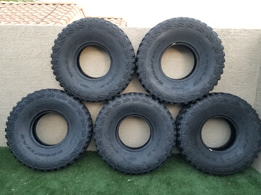 Tire Shop «Discount Tire Store - Fountain Hills, AZ», reviews and photos, 16745 E Shea Blvd, Fountain Hills, AZ 85268, USA