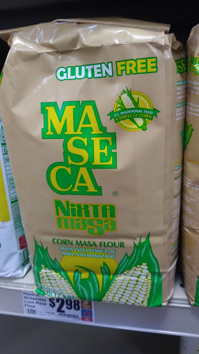 Grocery Store «H-E-B Grocery», reviews and photos, 107 N Sunset Strip St, Kenedy, TX 78119, USA