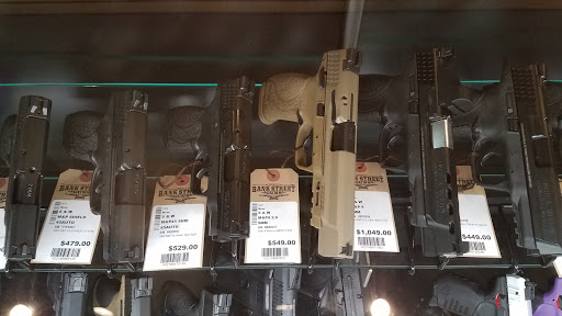 Gun Shop «Bank Street Guns», reviews and photos, 4395 N Bank St, Kingman, AZ 86409, USA