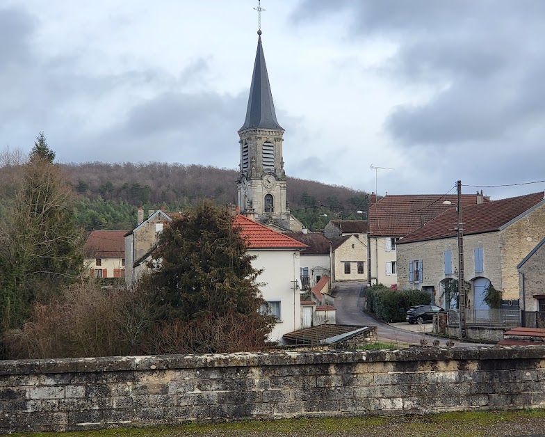 Camping de mon Village (Aire Camping-Car Park) à Auberive (Haute-Marne 52)