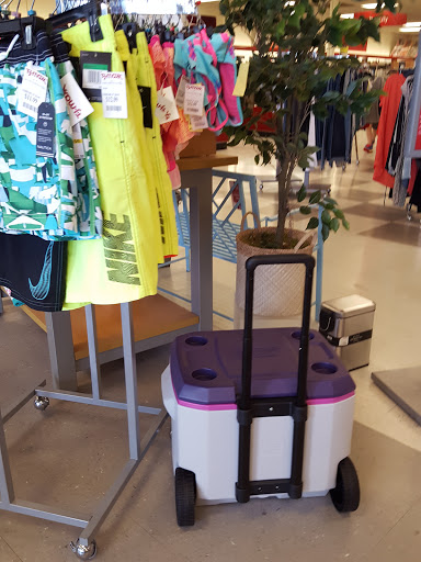 Department Store «T.J. Maxx», reviews and photos, 3350 S Glenstone Ave, Springfield, MO 65804, USA