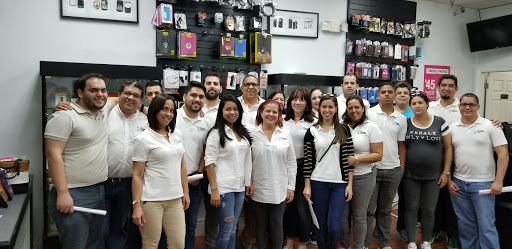 Cell Phone Store «Cell Phones Universe», reviews and photos, 1800 Palm Ave, Hialeah, FL 33010, USA